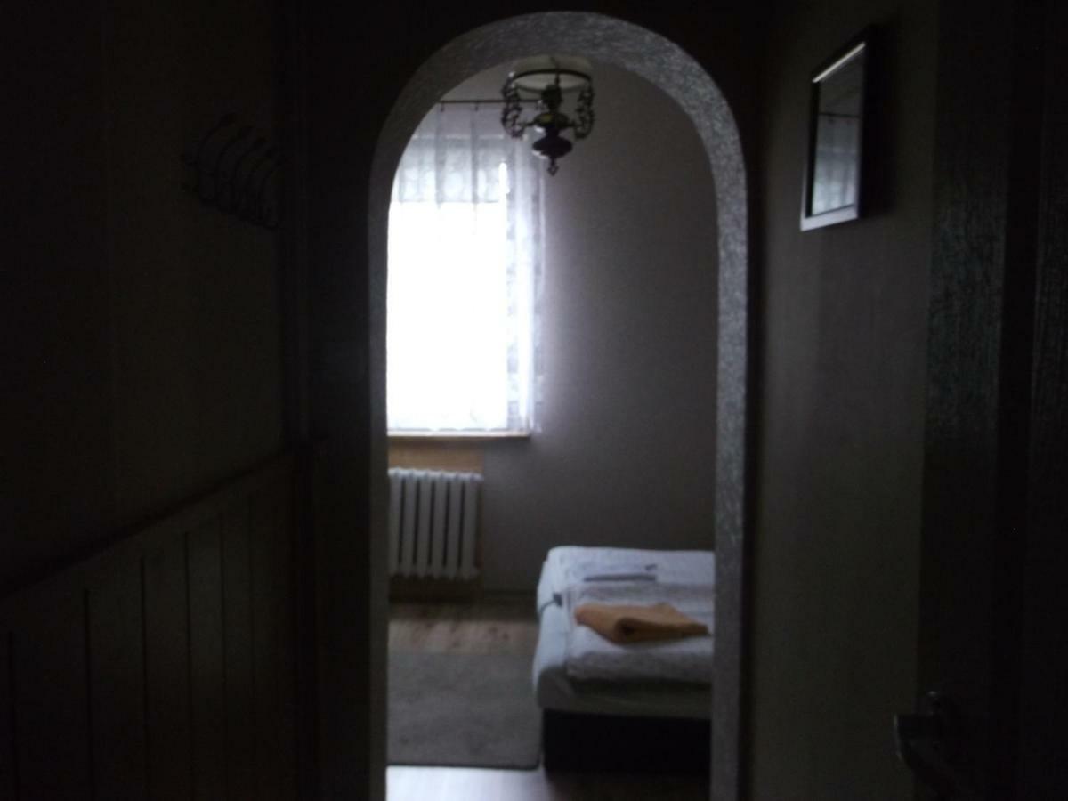 Gosciniec Iwona Hotel Glucholazy Buitenkant foto