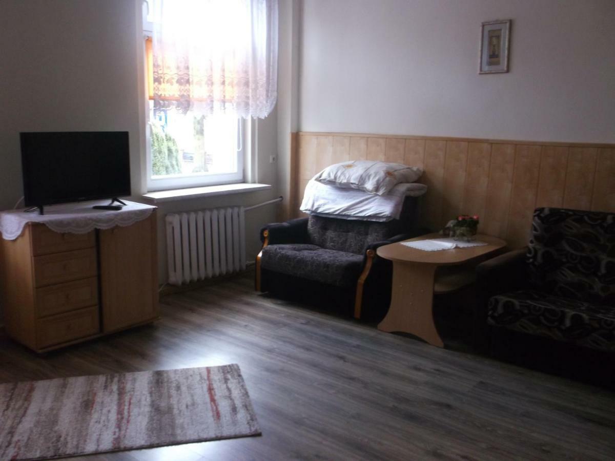 Gosciniec Iwona Hotel Glucholazy Buitenkant foto